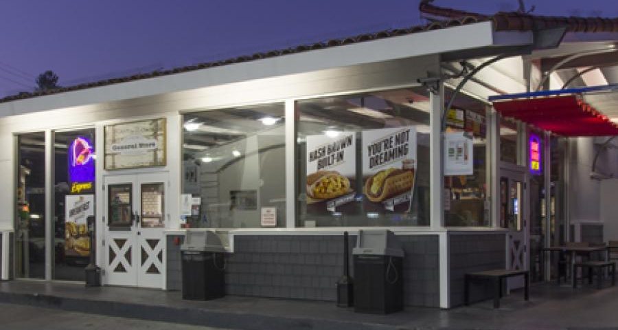 A C-Store By The Seashore With Beach Vibes Glows On Pacific Coast Highway